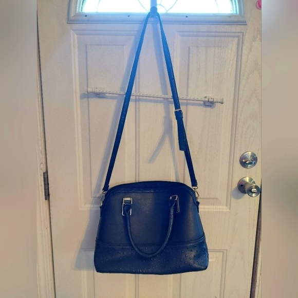 6/$20 Large black purse - Picture 1 of 3